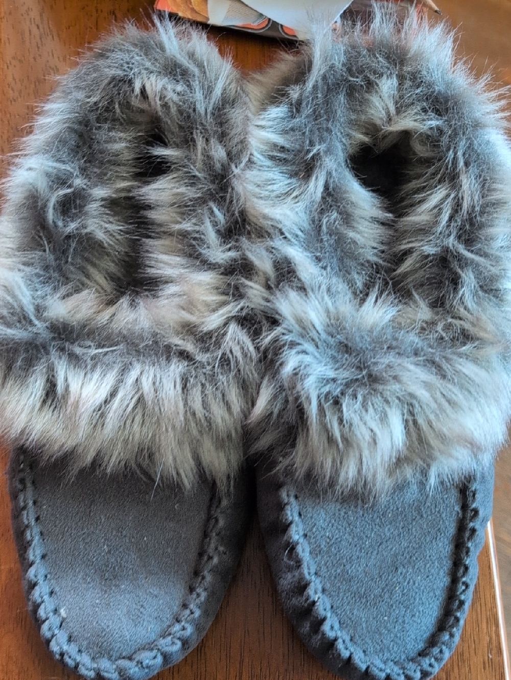Wind River slippers NWOT